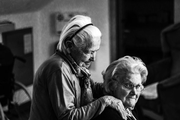 Pourquoi les parcours de santé senior sont employés par les aides à la mobilité